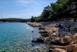 OTOK ZMAJAN, poljoprivredno zemljište nadomak mora, Vodice, Zemljište