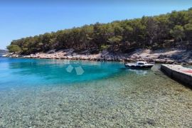 OTOK ZMAJAN, poljoprivredno zemljište nadomak mora, Vodice, Terra