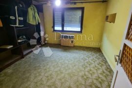 KUĆA - PRIZMENICA- 120 M2 - ZEMLJIŠTE 785M2- PRILIKA, Osijek, House