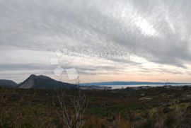 ZAPANJUJUĆE GRAĐEVINSKO ZEMLJIŠTE S PANORAMOM, Solin - Okolica, Tierra