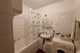 ZAGREB-STENJEVEC-85m2,PROSTRAN TROSOBAN STAN SA LOĐOM,POGLED, Stenjevec, Apartamento