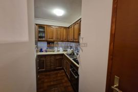 ZAGREB-STENJEVEC-85m2,PROSTRAN TROSOBAN STAN SA LOĐOM,POGLED, Stenjevec, Apartamento