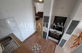 TROSOBNI APARTMAN S POGLEDOM NA MORE - MASLENICA, Jasenice, Appartement