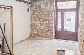 Rovinj, poslovni prostor na frekventnoj lokaciji, Rovinj, Propriedade comercial