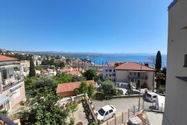 Opatija blizina centra stan 2.kat, 3S+DB, 139.06 m2, Opatija, Apartamento