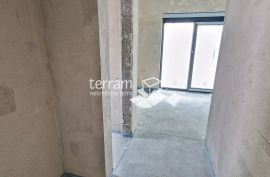 Istra, Tinjan, Kringa samostojeća kuća 134m2 s bazenom, okućnica 1100m2 NOVO, #prodaja, Tinjan, House