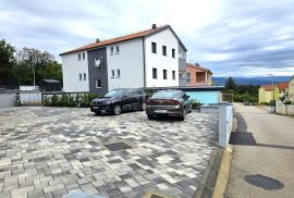 OTOK KRK, ČIŽIĆI - Uređeni stan 70 m2 s parkingom blizu mora, Dobrinj, شقة