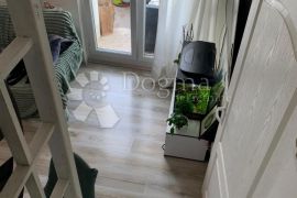 Umjetnički stan Zaprešić, Zaprešić, Appartement