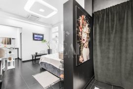 Centar, prekrasan studio apartman nadomak Korza, 31,5 m2, Rijeka, Διαμέρισμα