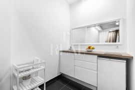 Centar, prekrasan studio apartman nadomak Korza, 31,5 m2, Rijeka, Stan