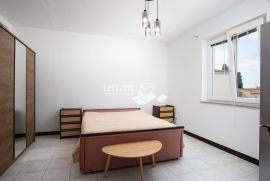 Istra, Fažana, stan 54m2, 1SS+DB, II. kat, renovirano, namješteno, parking!! #prodaja, Fažana, Wohnung