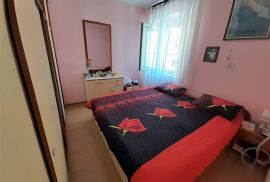 Apartmanska kuća s potencijalom, Buje, Maison