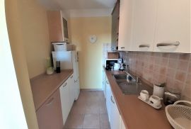 Lijepo uređen stan u prizemlju, Novigrad, Appartement