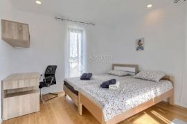 Luksuzna villa sa prostranom okućnicom od 24 000 m2, Marčana, بيت