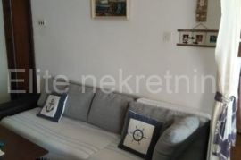 Čizići - prodaja vikend kuće, 78.98m2, Dobrinj, بيت
