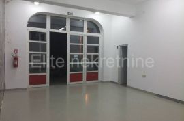 Drenova - poslovni prostor 38,61 m2, Rijeka, Propriedade comercial