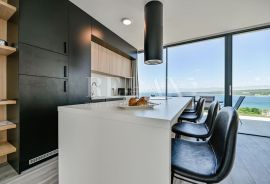 KRK, MALINSKA - Luksuzni penthouse s pogledom na more, Malinska-Dubašnica, Appartment