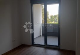 DVOETAŽNI STAN ČAKOVEC JUG USELJIVO!, Čakovec, Appartment