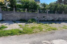 RIJEKA, PULAC- dvojna kuća, 2 stana i konoba, parking!!!, Rijeka, Famiglia