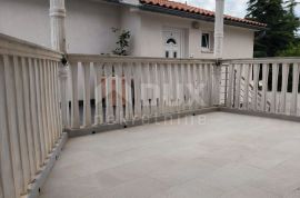 ISTRA, MEDULIN Stan s vrtom, bazenom i velikom terasom!, Medulin, Διαμέρισμα