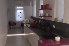 Stan za najam 66m2 s pogledom kao s razglednice, Rijeka, Kвартира