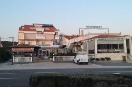 ZADAR, SUKOŠAN - restoran sa sobama, Sukošan, Propriedade comercial