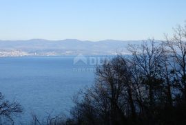 OPATIJA, LOVRAN, LIGANJ - građevinsko zemljište 2270m2 s pogledom na more, Lovran, Tierra