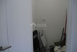 OTOK KRK, NJIVICE - Luksuzni apartman s bazenom 70 m od mora, Omišalj, Διαμέρισμα