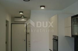 OTOK KRK, NJIVICE - Luksuzni apartman s bazenom 70 m od mora, Omišalj, Appartement