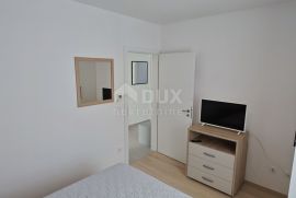 SENJ, CENTAR - Ekskluzivan trosobni apartman u blizini mora, Senj, Appartment