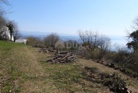 OPATIJA, BREGI - građevinski teren 1831m2 s panoramskim pogledom na more za obiteljsku kuću / villu / apartmane / kuću za iznajmljivanje sa bazenom / kuću za odmor sa bazenom, Matulji, Γη