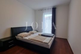 Stan 100 metara od mora, Novi Vinodolski, Appartement