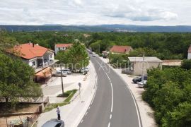 Imotski Poljica građevinsko zemljište 2502 m2 + objekti - novo, Imotski, Γη