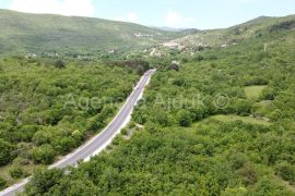 Imotski Poljica građevinsko zemljište 2502 m2 + objekti - novo, Imotski, Terreno