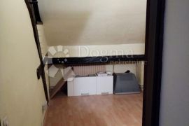 Stan u strogom centru Karlovca, Karlovac, Appartment