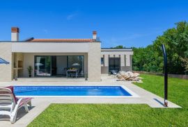 Labin, Istra, lijepa novoizgrađena kuća s bazenom, Labin, Famiglia