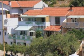 DUGI OTOK, ZAGLAV - Predivna apartmanska kuća u nizu 1. red od mora, Sali, House