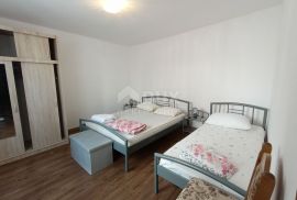 ZADAR, ZATON - Apartmanska vila pokraj mora, Nin, Дом