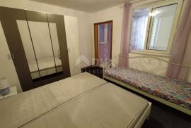 ZADAR, ZATON - Apartmanska vila pokraj mora, Nin, Ev