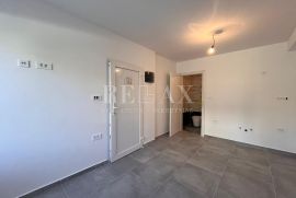 CRIKVENICA - Garsonjera na top lokaciji, Crikvenica, Apartamento