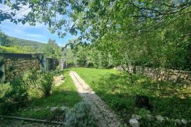 Grižane kuća sa lijepom okućnicom, Vinodolska Općina, Σπίτι