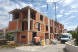 Dvoetažni apartman s vrtom, Šibenik - Okolica, Διαμέρισμα