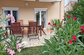 Valbandona stan sa vrtom 3ss+db !, Fažana, Appartment