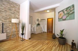 Valbandona stan sa vrtom 3ss+db !, Fažana, Apartamento