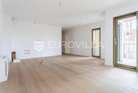 Split, dvosoban luksuzan stan s lijepom terasom- S5, Split, Apartamento