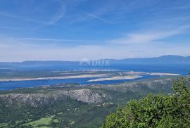 CRIKVENICA - Zemljište za izgradnju fotonaponske elektrane/ sportsko-rekreativnog objekta/ građevina zdravstvenog turizma, Crikvenica, Land