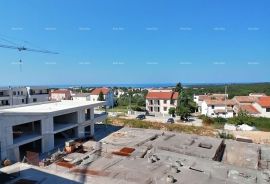 Stan Prodaja stanova u novom poslovno - stambenom projektu, Poreč, S 05-zgrada S, Poreč, Wohnung