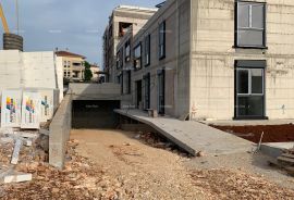 Stan Prodaja stanova u novom poslovno - stambenom projektu, Poreč, S 05-zgrada S, Poreč, Kвартира