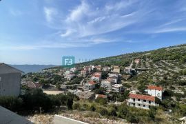 PRIMOŠTEN -DOLAC, vila, pogled na more, 220 m od mora, Roh-Bau faza, Primošten, House