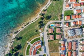 PULA, MEDULIN - veći stan s terasom s pogledom na more u novogradnji, 100m od mora, Medulin, Διαμέρισμα